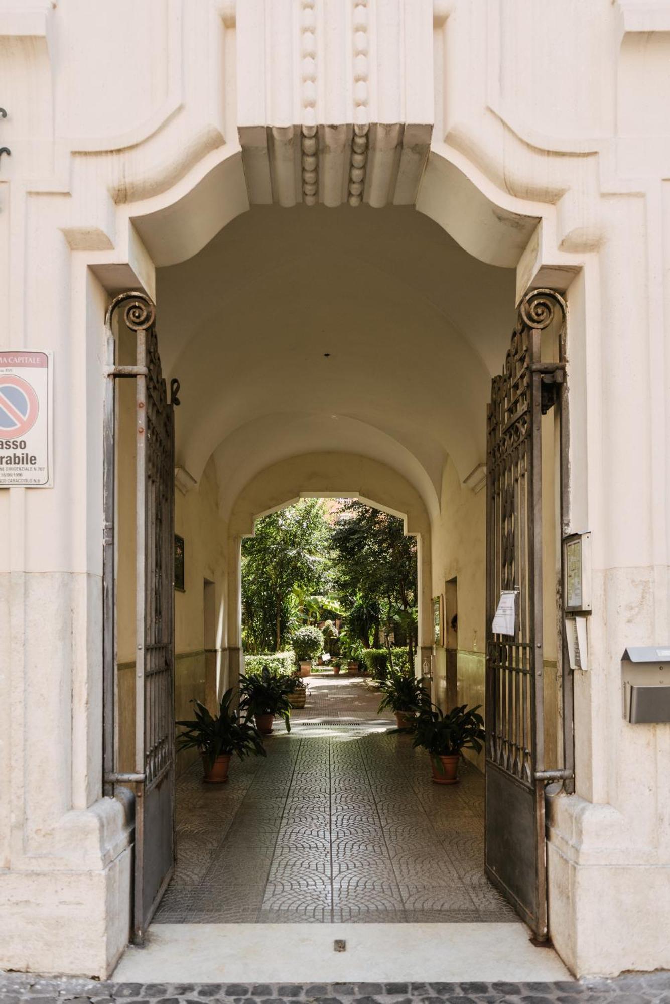 Apartment Casa Riva 1920 Rom
